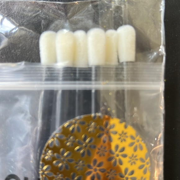 Chanel Parfums EYESHADOW Brushes 8 pcs.& LE LIFT & NOIR ALLURE MASCARA SAMPLES - Picture 5 of 8